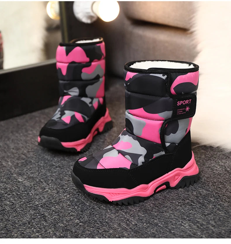 Winterstiefel für Mädchen in Rosa mit Plüsch-Innenfutter.
